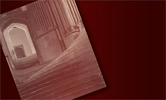 دریایی از پله ها، کلیسای جامع ولز 
A Sea of Steps, Wells Cathedral