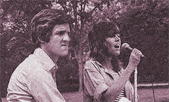 عکس جعلی جان کری و جین فوندا در انتخابات 2004 امریکا 
Kerry-Fonda Fauxtography